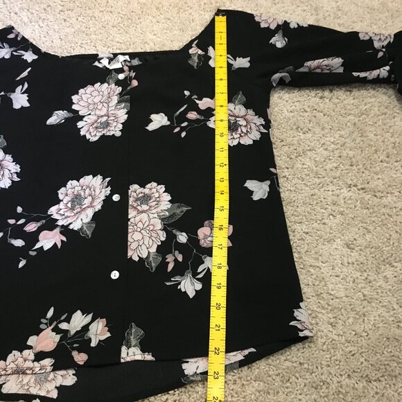 Black Off Shoulder Sleeve Floral Mother of Pearl Button Up Blouse - Picture 13 of 14